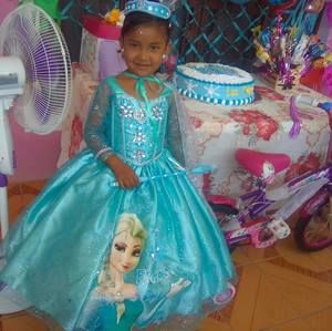 Meet your Posher, Macario